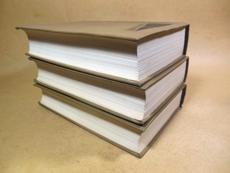 Виктор Шкловский. Собрание сочинений в трех томах — изображение 12